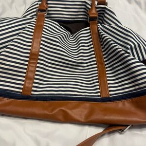 Striped Travel‎ Bag with Brown Accents